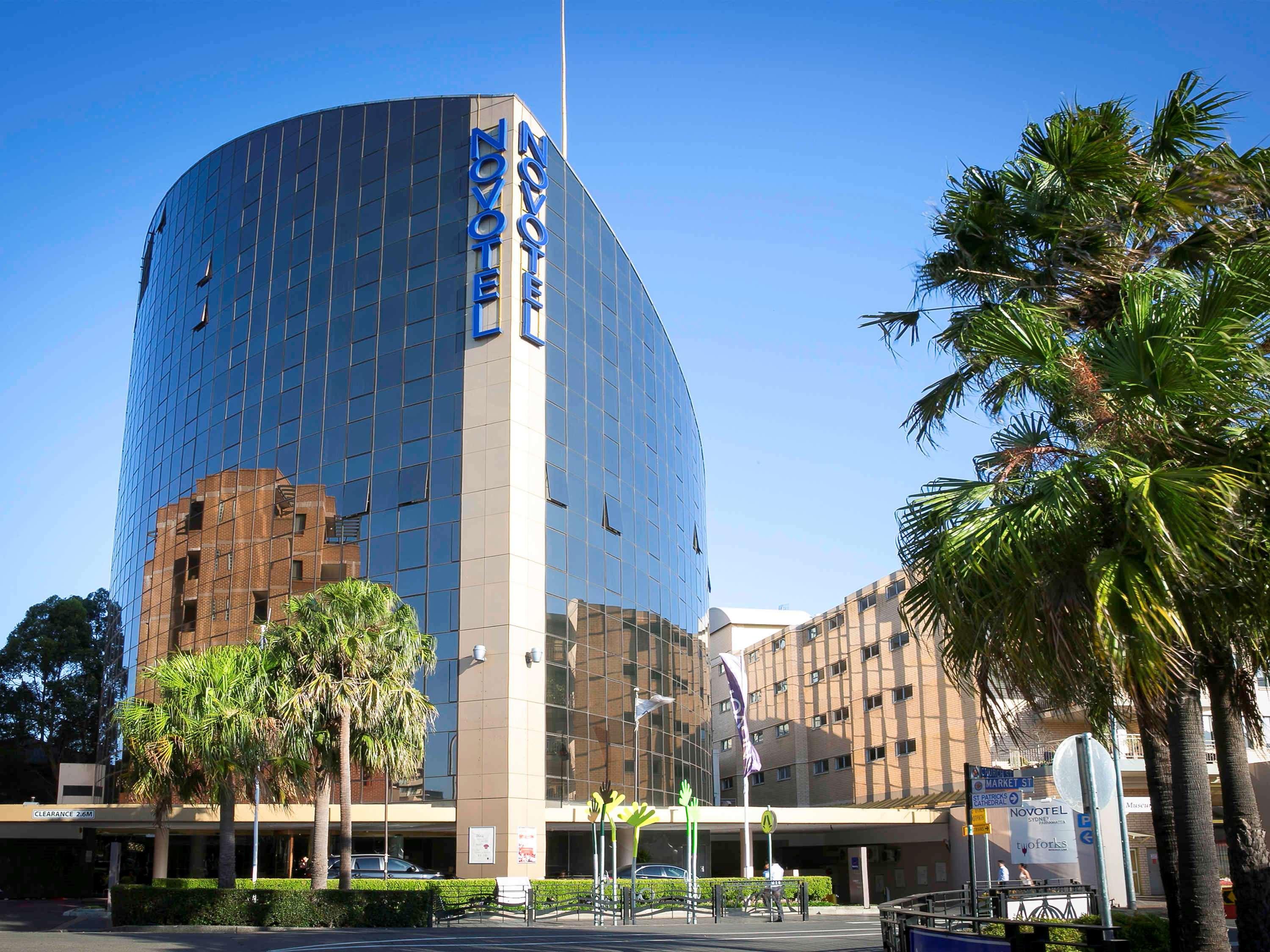 Novotel Sydney Parramatta Екстериор снимка