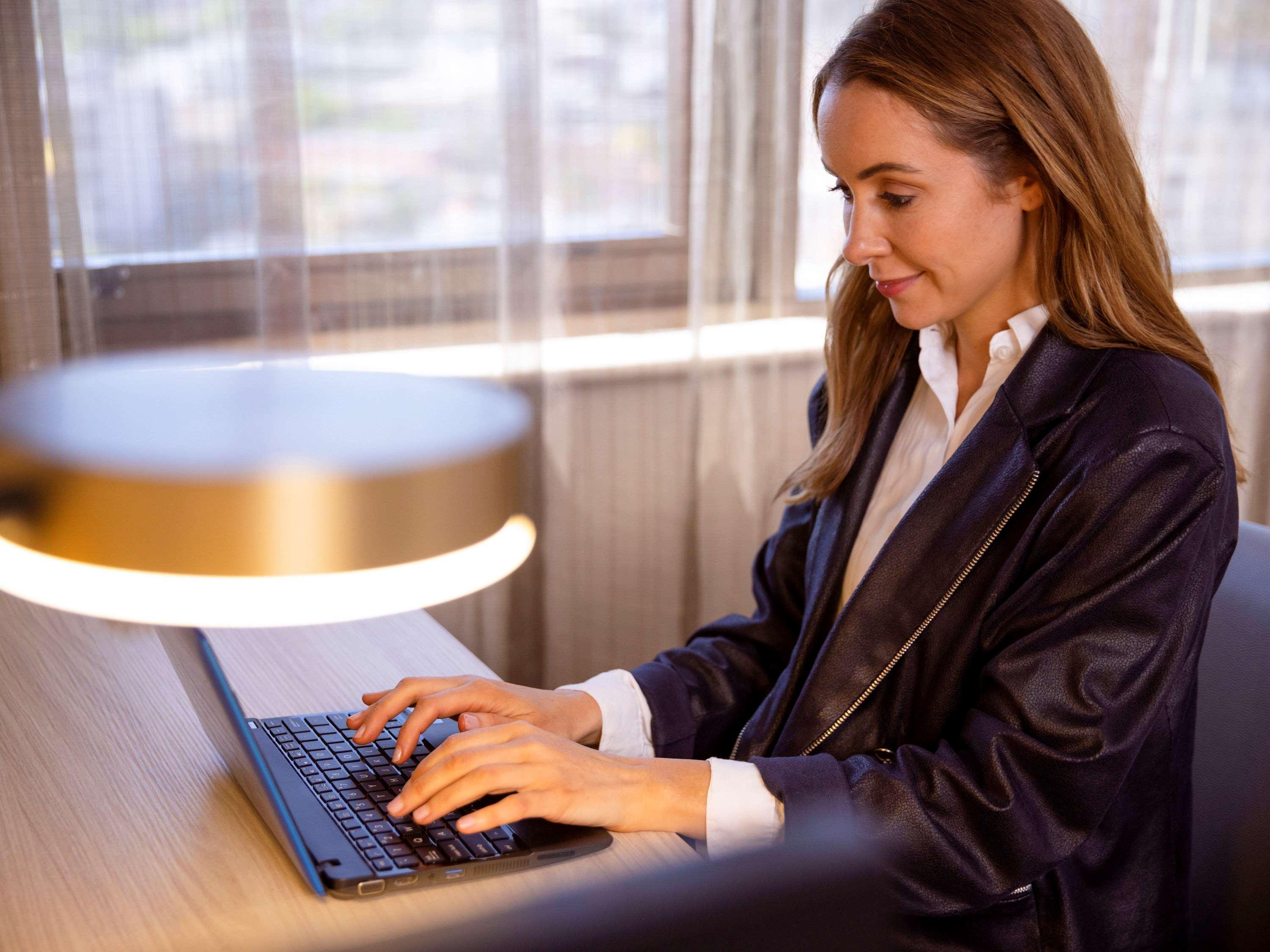 Novotel Sydney Parramatta Екстериор снимка
