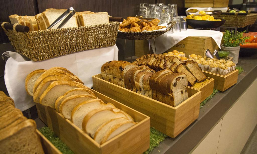 Novotel Sydney Parramatta Екстериор снимка
