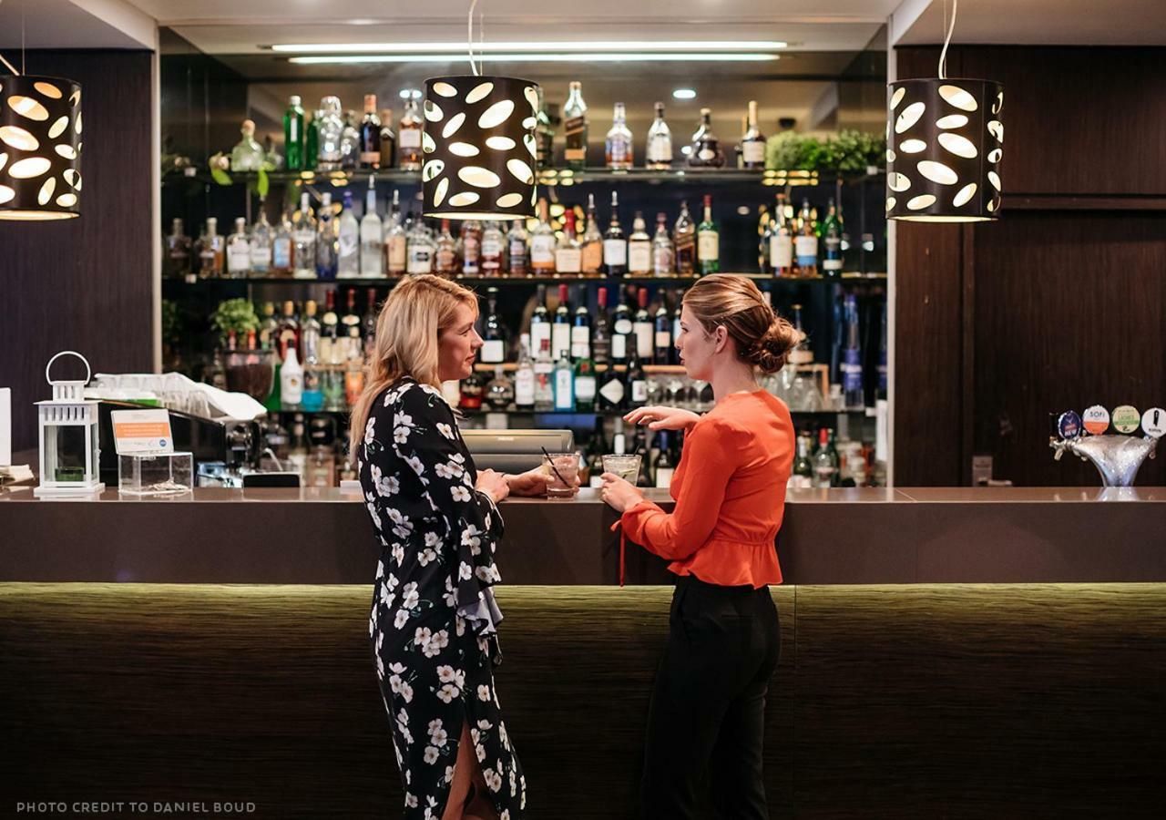 Novotel Sydney Parramatta Екстериор снимка