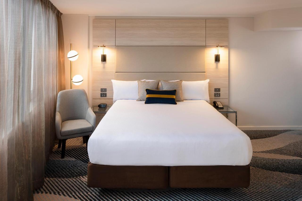 Novotel Sydney Parramatta Екстериор снимка